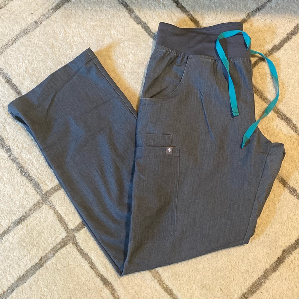 Gray Figs Scrubs